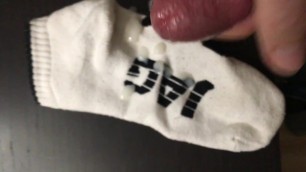 Cumshot / Cumming on Sneaker Ankle Socks