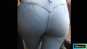 Stay at Home Watching the best Asses in Tight Jeans