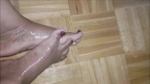 BBW Feet Spit Bath (Short Version)